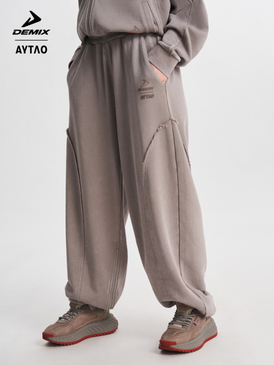 Брюки женские оверсайз Demix x AYTΛO