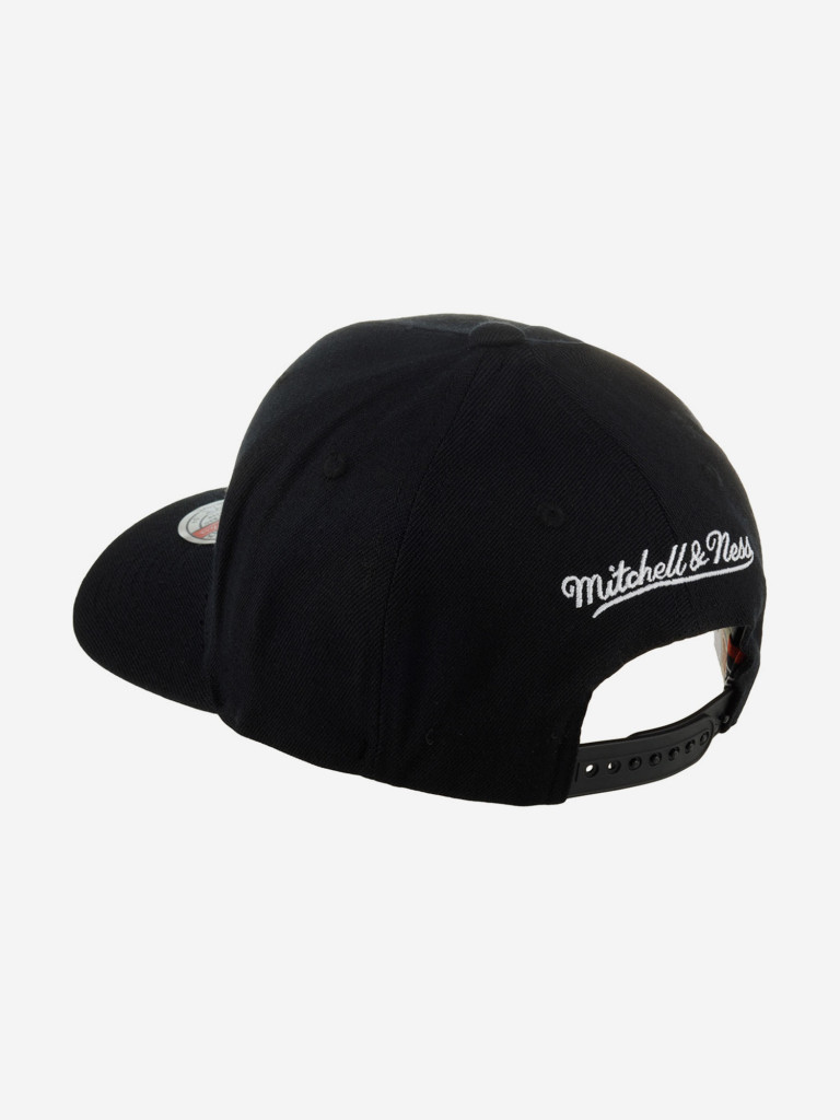 Бейсболка MITCHELL NESS HHSSINTL1265-LALBLCK Los Angeles Lakers NBA (черный)