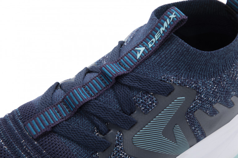 Кроссовки женские Demix Splash