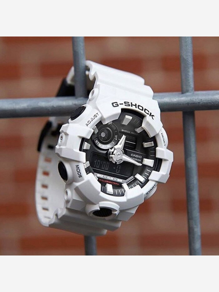 Японские наручные часы CASIO G-Shock GA-700-7A, мужские,ударопрочные, пластик, кварцевые, WR200
