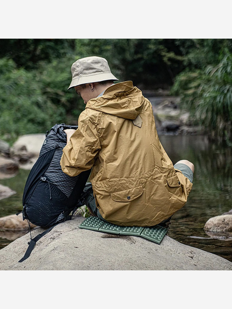 Сидушка складная туристическая Naturehike (хаки)