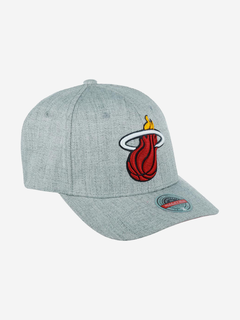 Бейсболка MITCHELL NESS HHSS3273-MHEYYPPPGYHT Miami Heat NBA