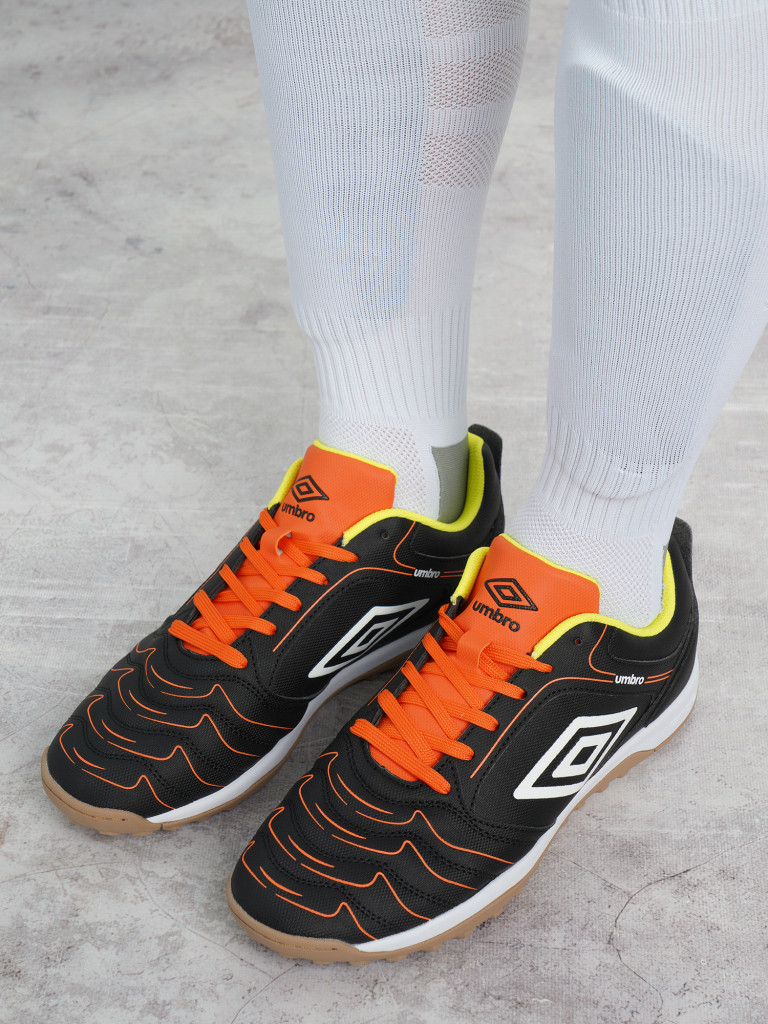 Бутсы мужские Umbro Instep Tf