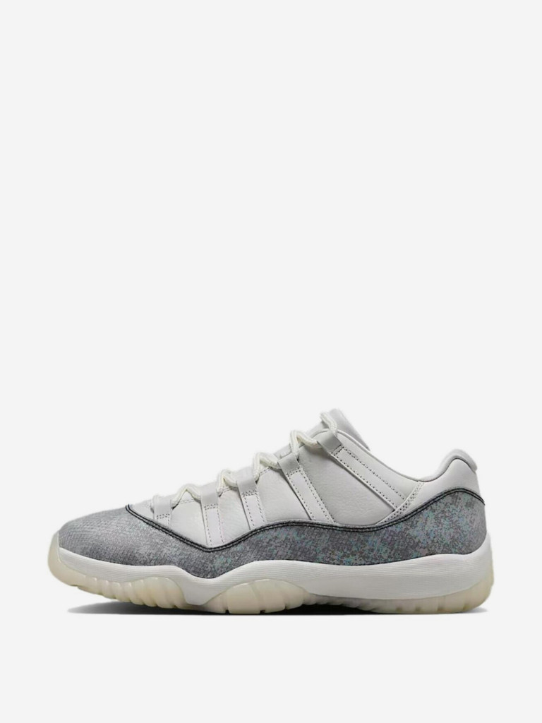 Кроссовки мужские Jordan Air Jordan 11 low year of the snake