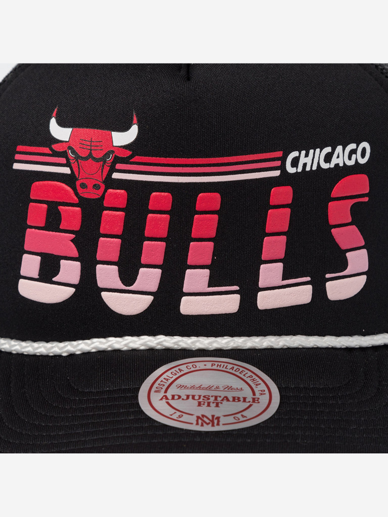 Бейсболка с сеточкой MITCHELL NESS HT11491-CBUBLCK Chicago Bulls NBA (черный)