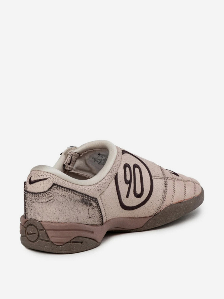 Кроссовки Nike Total 90 PRM