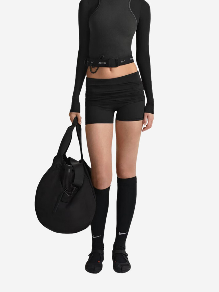 Шорты Nike SKIMS