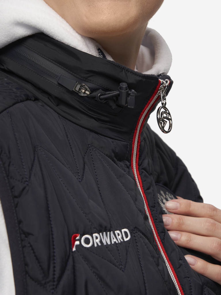 Жилет утепленный женский Forward