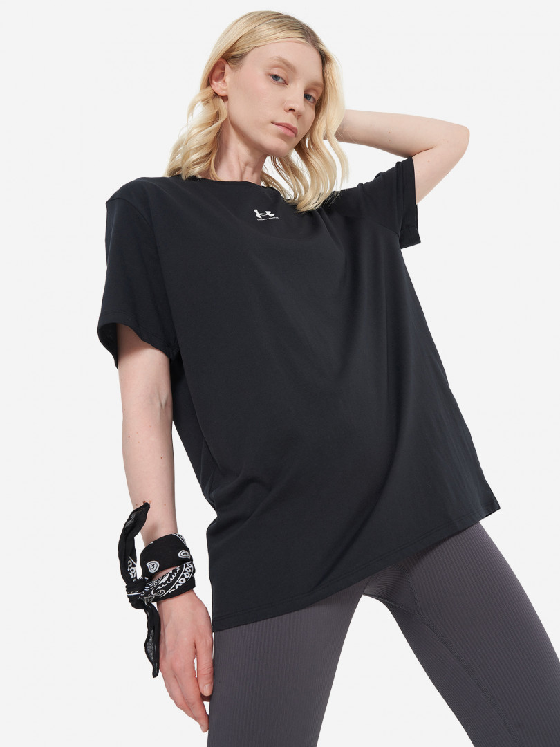 Футболка женская оверсайз Under Armour Campus Черный 2299₽