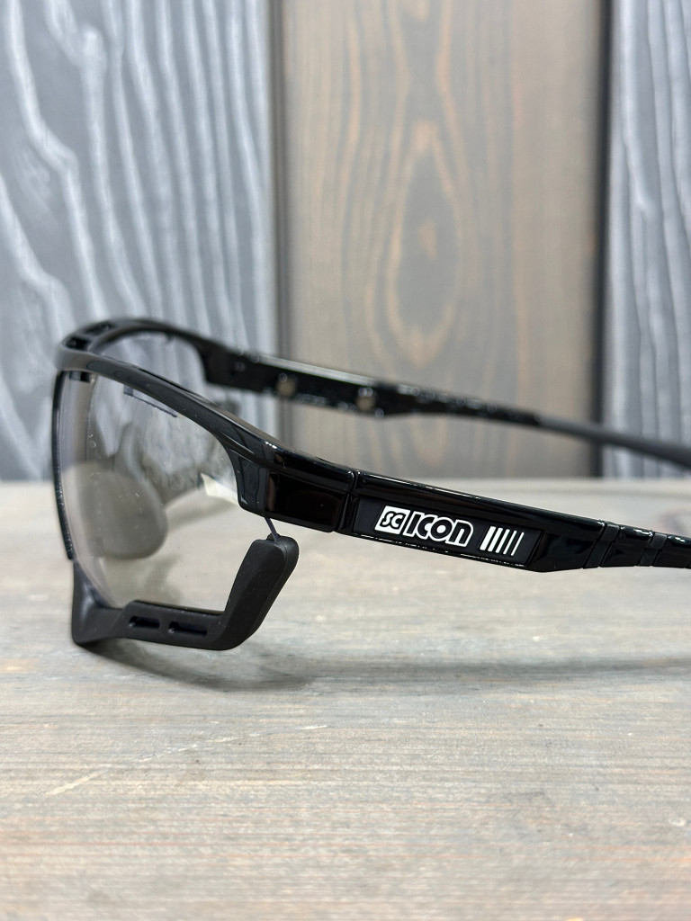 Очки спортивные Scicon AeroComfort оправа Black Gloss линза SCNXT Photochromic Bronze Mirror