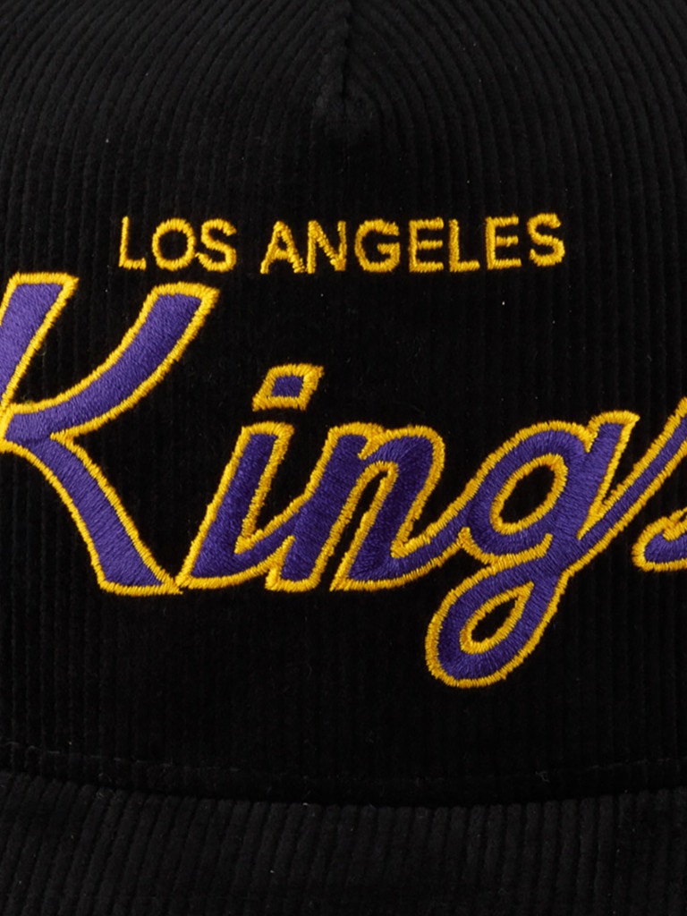 Бейсболка с сеточкой MITCHELL NESS HHSS6006-LAKYYPPPBLCK Los Angeles Kings NHL (черный)