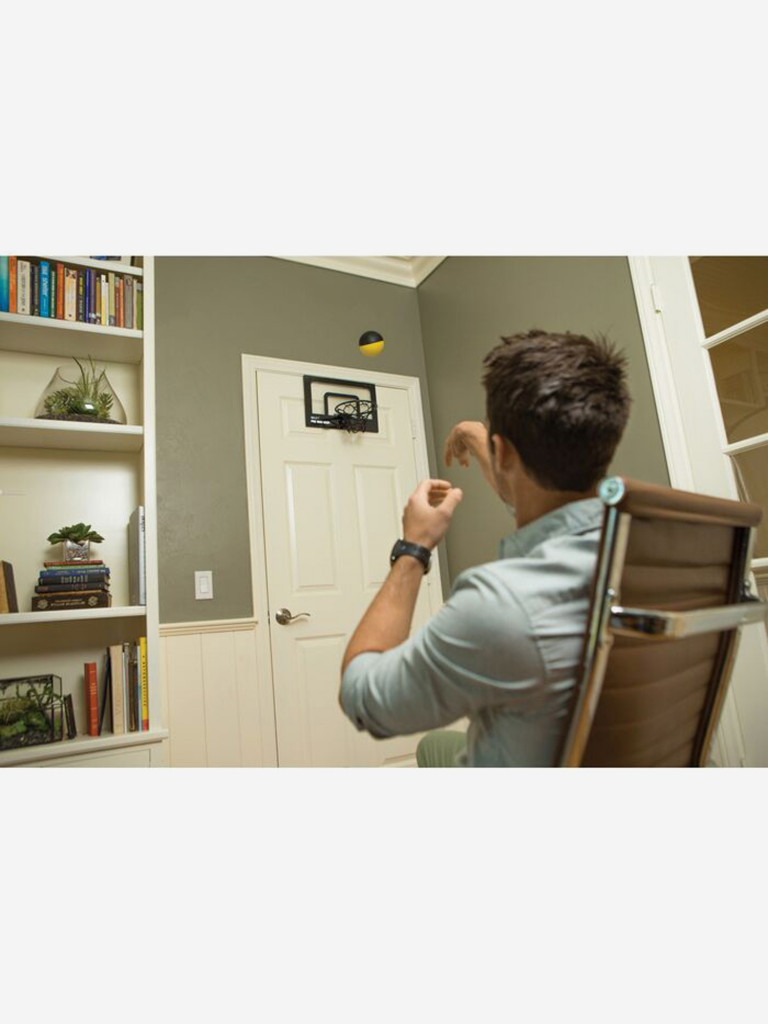 Мини баскетбольное кольцо с мячом SKLZ 38 х 25 см