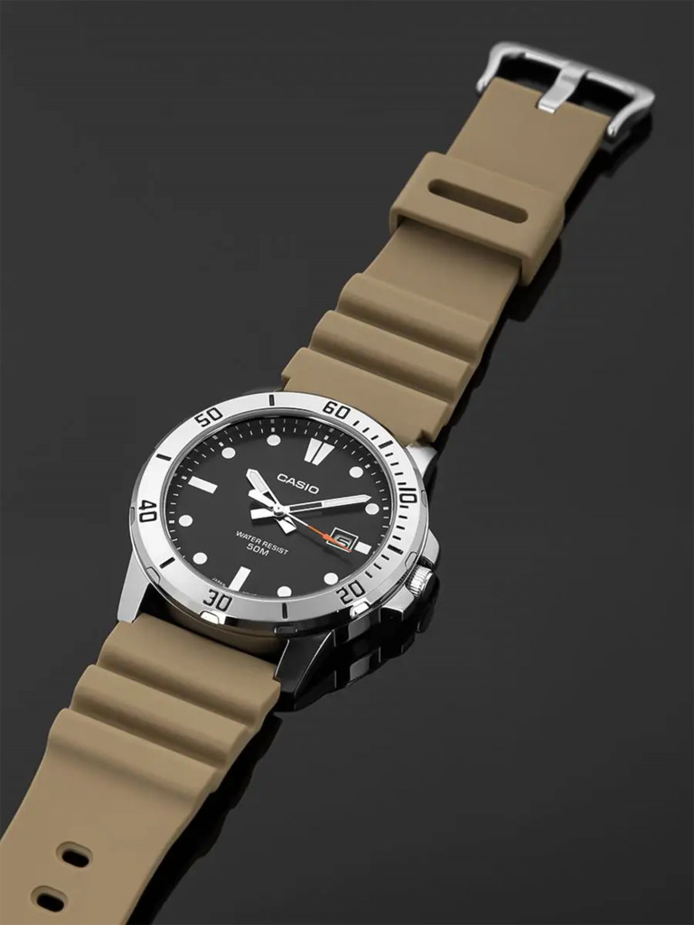 Наручные часы Casio MTP-VD01-5E