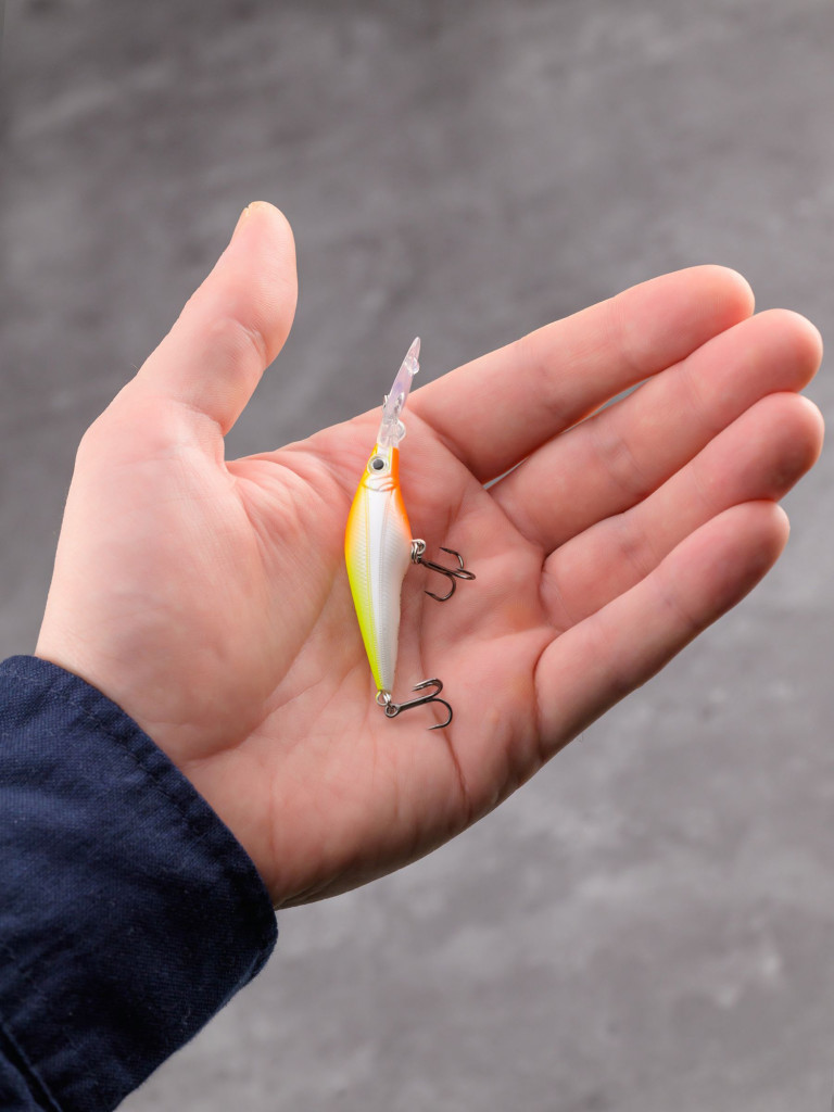 Воблер Akara Fang 50F минноу плавающий на окуня, голавля, форель 3,5гр A166