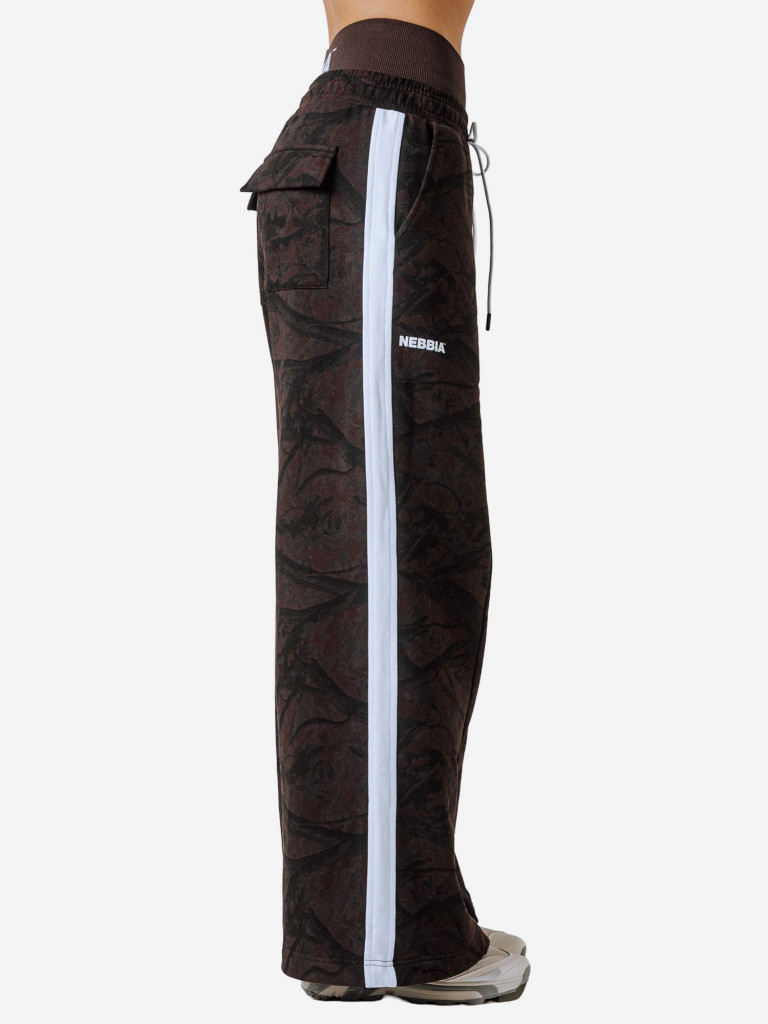 Брюки женские спортивные NEBBIA Oversized Sweatpants POWER 896 Dark brown camo
