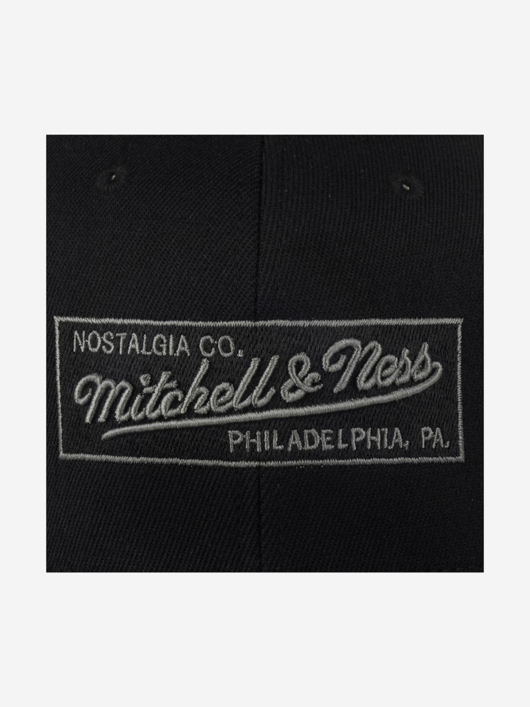 Бейсболка MITCHELL NESS HHSSINTL1246-MNNBLCK Mitchell & Ness (черный)
