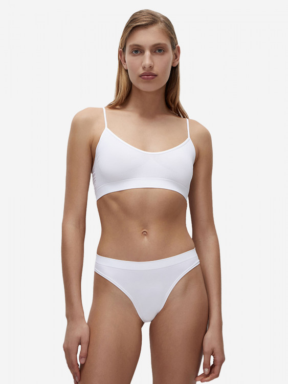 Топ на тонких бретелях belle you