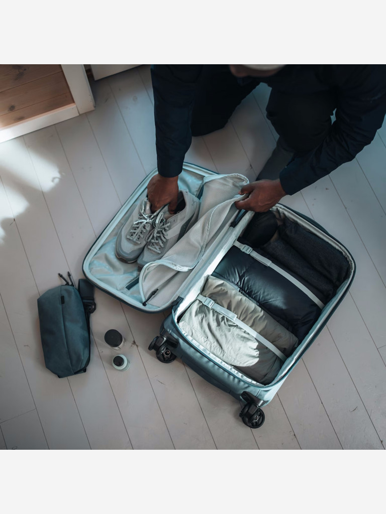 Чемодан на колесах Thule Aion Carry on Spinner, 35л