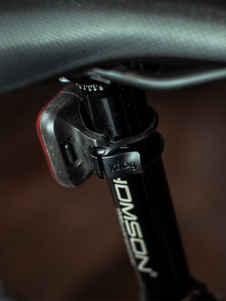 Фонарь задний Knog Blinder Square