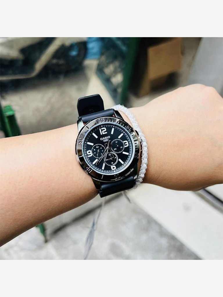 Наручные часы CASIO