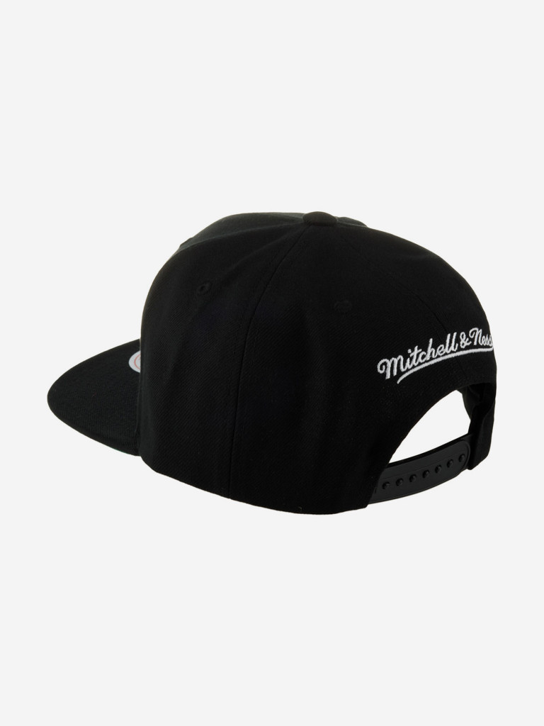 Бейсболка с прямым козырьком MITCHELL NESS HHSS5341-BNEYYPPPBLCK Brooklyn Nets NBA (черный)
