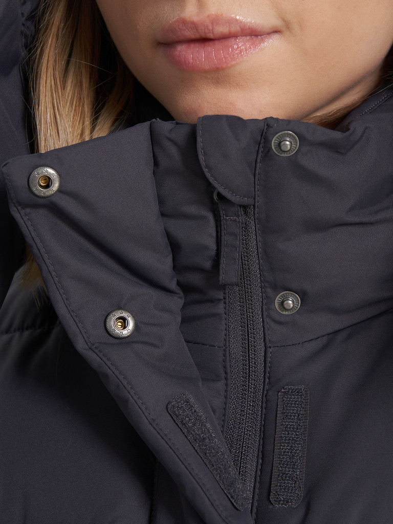 Пальто утепленное женское Outventure