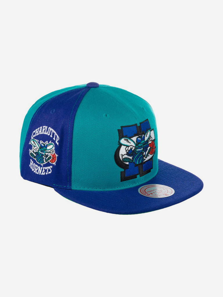 Бейсболка с прямым козырьком MITCHELL NESS 6MUSSH21299-CHOTLPR Charlotte Hornets NBA (голубой)