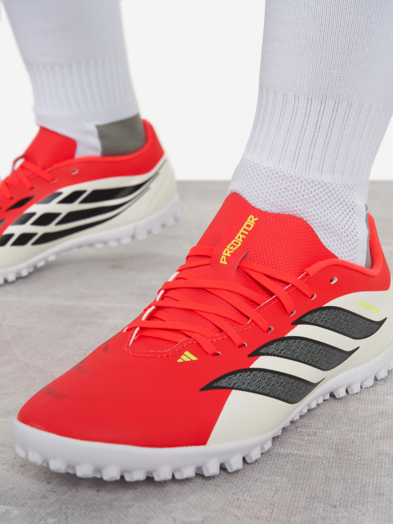 Бутсы для мальчиков adidas Predator Club Tf J