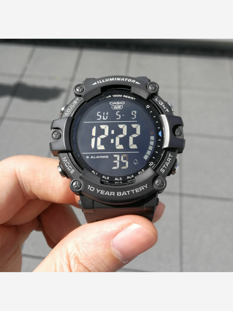 Спортивные часы CASIO ILLUMINATOR AE-1500WH-8B