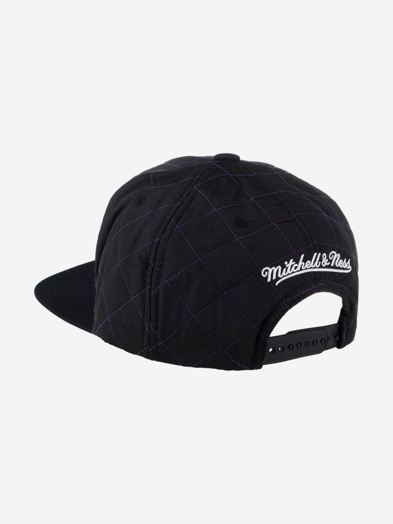 Бейсболка с прямым козырьком MITCHELL NESS HHSS1212-LALYYPPPBLCK Los Angeles Lakers NBA (черный)