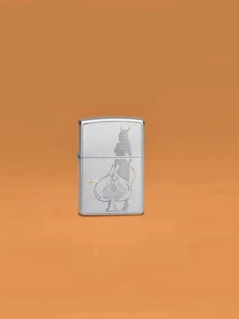 Зажигалка бензиновая ZIPPO 48658 Devilish Ace