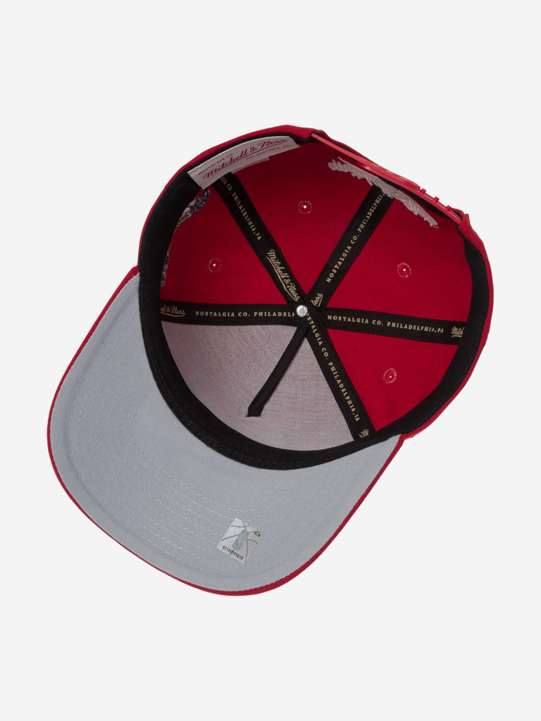 Бейсболка MITCHELL NESS HP14041-CBURED1 Chicago Bulls NBA