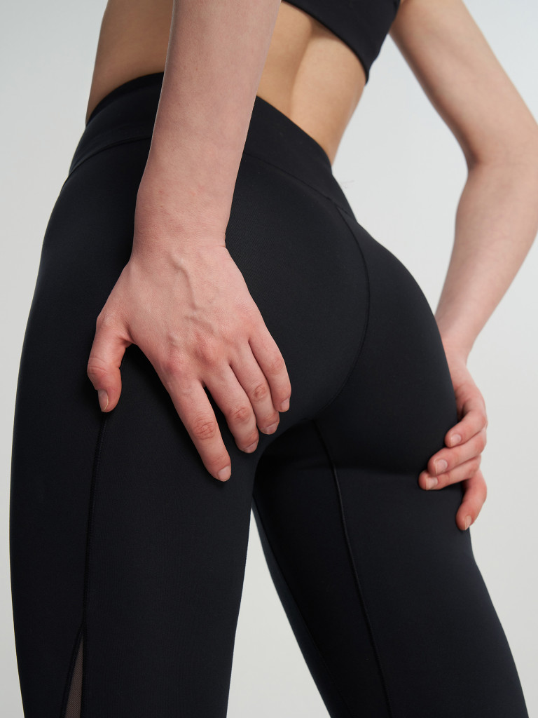 Легинсы женские Under Armour Motion Mesh