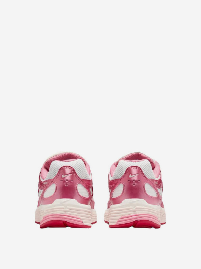 Кроссовки женские Nike P-6000