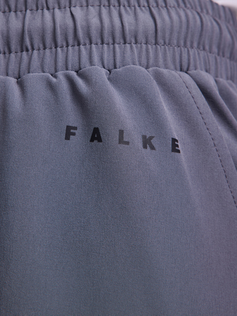 Мужские спортивные шорты FALKE