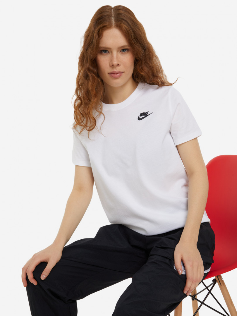 фото Футболка женская nike club essentials, белый