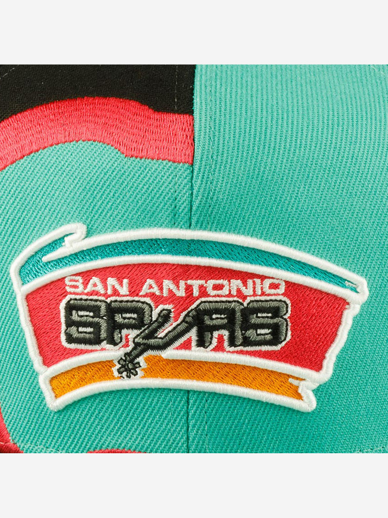Бейсболка с прямым козырьком MITCHELL NESS HHSS2992-SASYYPPPTEAL San Antonio Spurs NBA