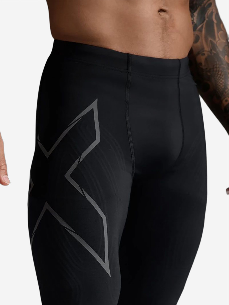 Компрессионные тайтсы 2XU Light Speed Compression T Lights Black