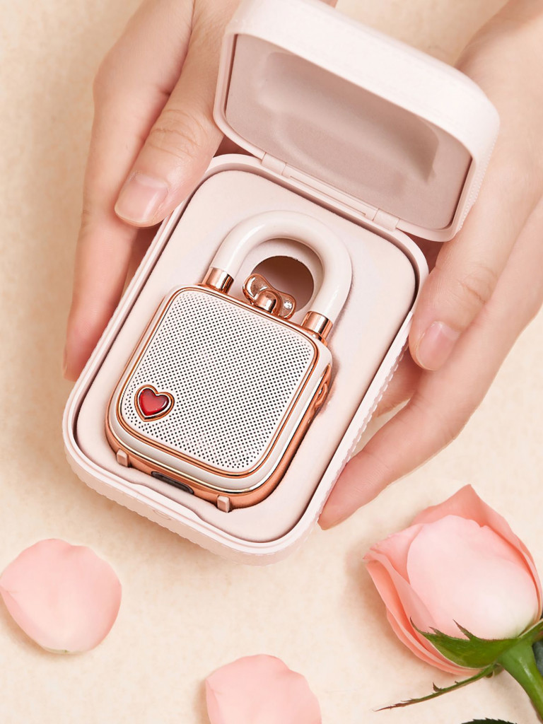 Беспроводная колонка Divoom LoveLock