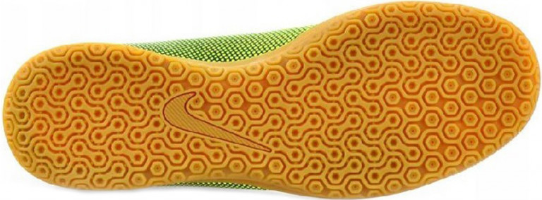 Бутсы мужские Nike Bravatax II IC