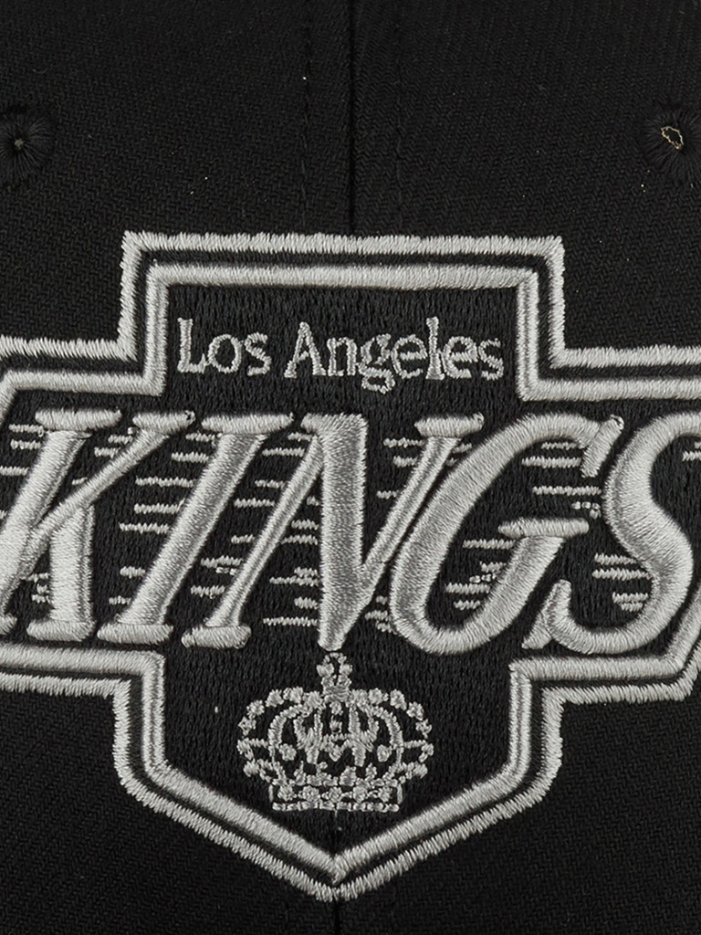 Бейсболка MITCHELL NESS HP8010-LAKBLCK Los Angeles Kings NHL (черный)