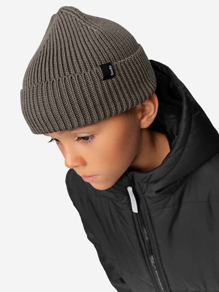 Вязанная шапка bodo