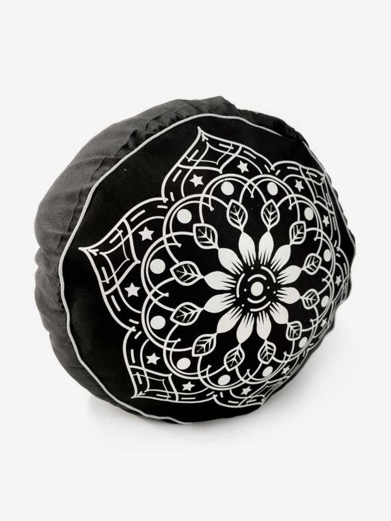 Подушка для медитации Mandala Black, черный, размер 30 х 30 х 15 см вес 2 кг состав гречишная лузга