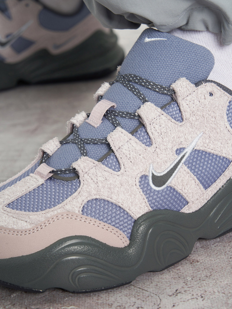 Кроссовки женские Nike Tech Hera
