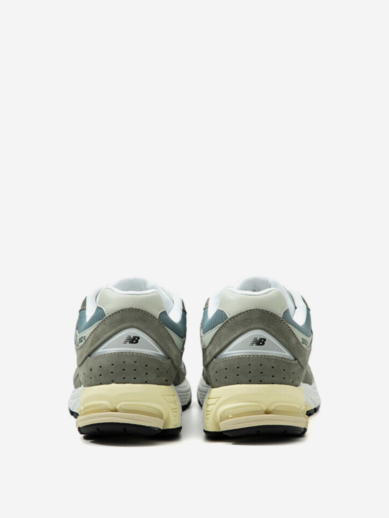 Кроссовки New Balance 2002R