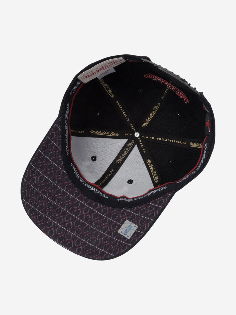 Бейсболка MITCHELL NESS HC12090-CBUBLCK Chicago Bulls NBA