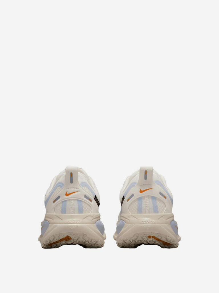 Кроссовки Nike Vomero 18