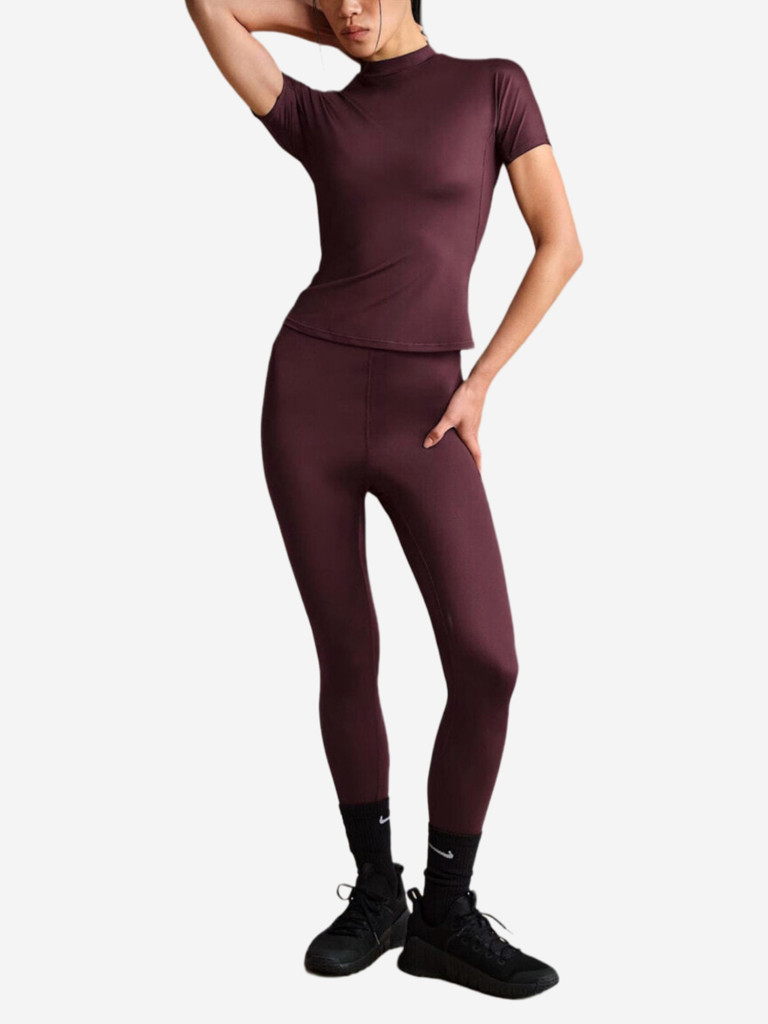 Футболка женская Nike SKIMS Shine