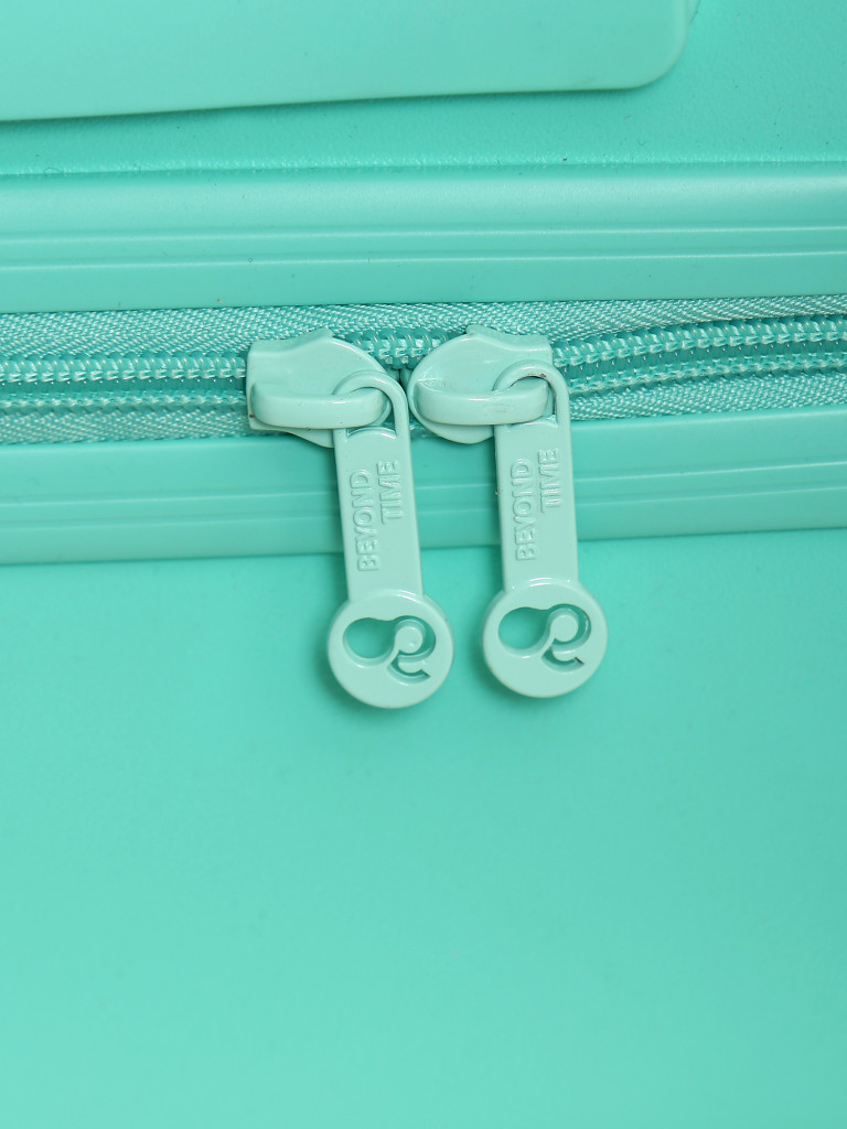 Чемодан детский BEYOND TIME G212 Модный кролик зеленый