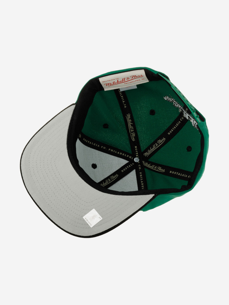 Бейсболка с прямым козырьком MITCHELL NESS HHSS5289-BCEYYPPPGREN Boston Celtics NBA (зеленый)